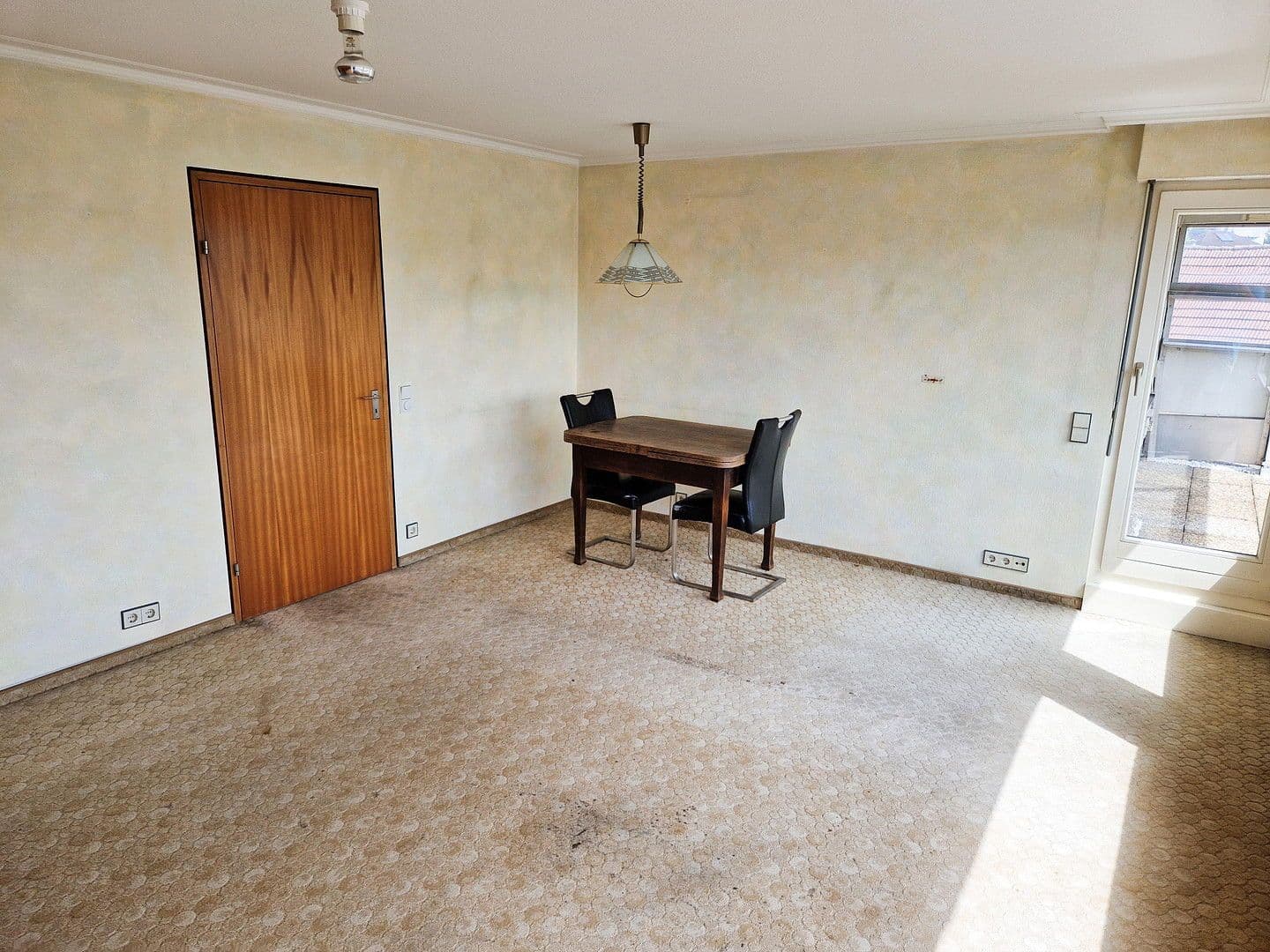 Prodej bytu 2+1 59 m², Rathausstraße 27, Waiblingen, Bádensko-Württembersko Prodej bytu 2+1 59 m², Rathausstraße 27, Waiblingen, Bádensko-Württembersko