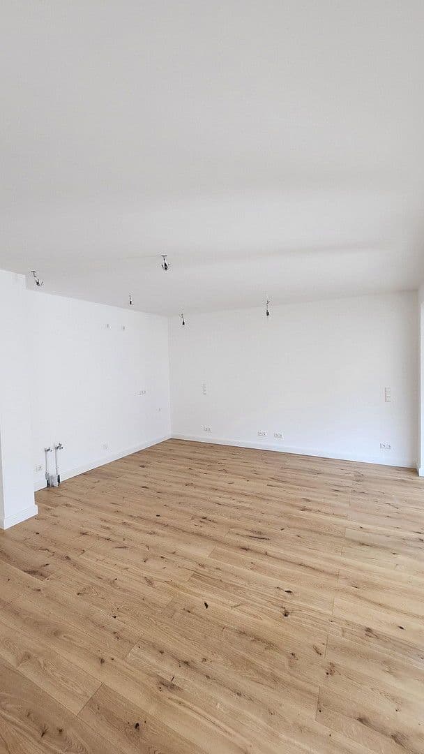 Prodej bytu 3+1 79 m², Kohlenstr. 8, Leipzig, Sasko Prodej bytu 3+1 79 m², Kohlenstr. 8, Leipzig, Sasko
