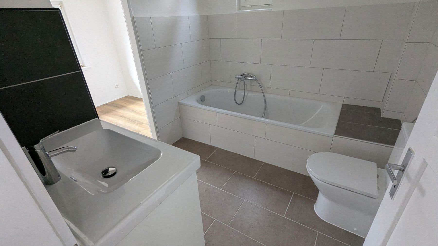 Pronájem bytu 4+1 112 m², Eppstein, Hessen Pronájem bytu 4+1 112 m², Eppstein, Hessen