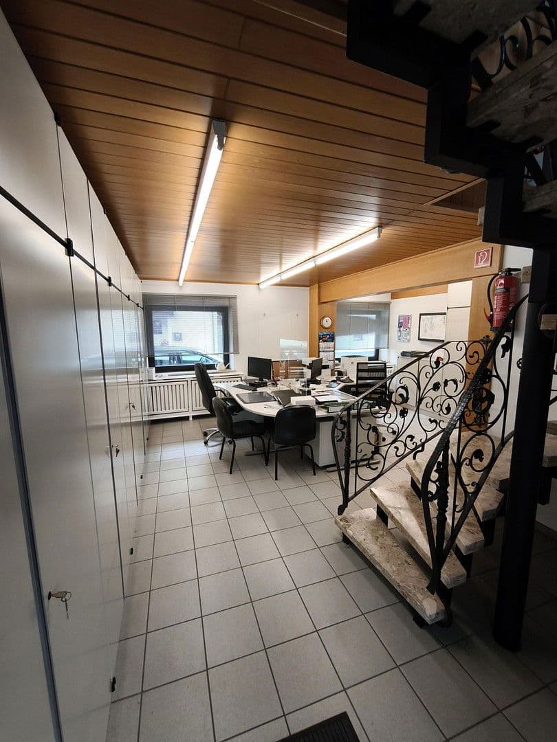 Pronájem kanceláře 72 m², Erftstadt, Severní Porýní-Vestfálsko Pronájem kanceláře 72 m², Erftstadt, Severní Porýní-Vestfálsko