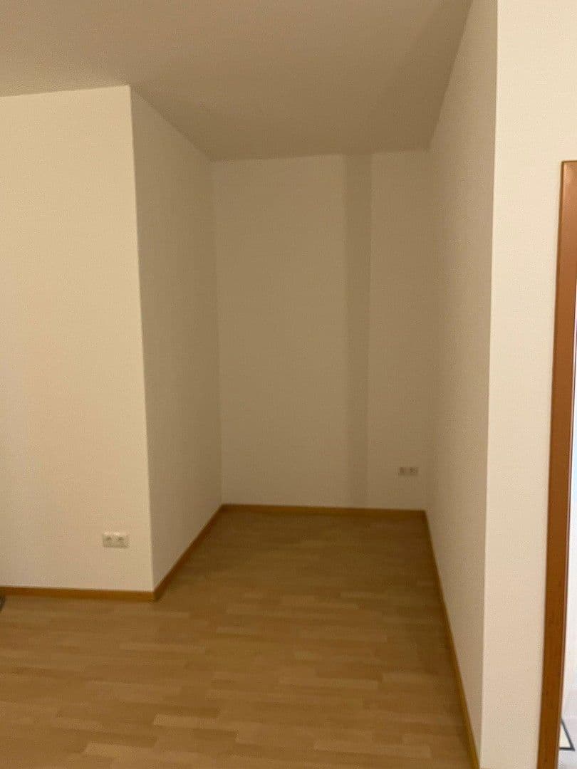 Pronájem bytu 3+1 98 m², Altstadt 107, Landshut, Bavorsko Pronájem bytu 3+1 98 m², Altstadt 107, Landshut, Bavorsko
