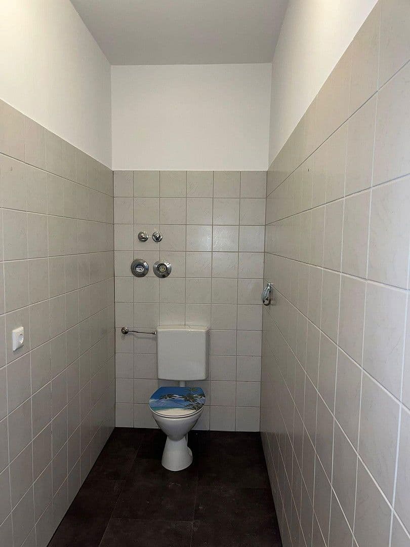 Pronájem bytu 3+1 98 m², Altstadt 107, Landshut, Bavorsko Pronájem bytu 3+1 98 m², Altstadt 107, Landshut, Bavorsko