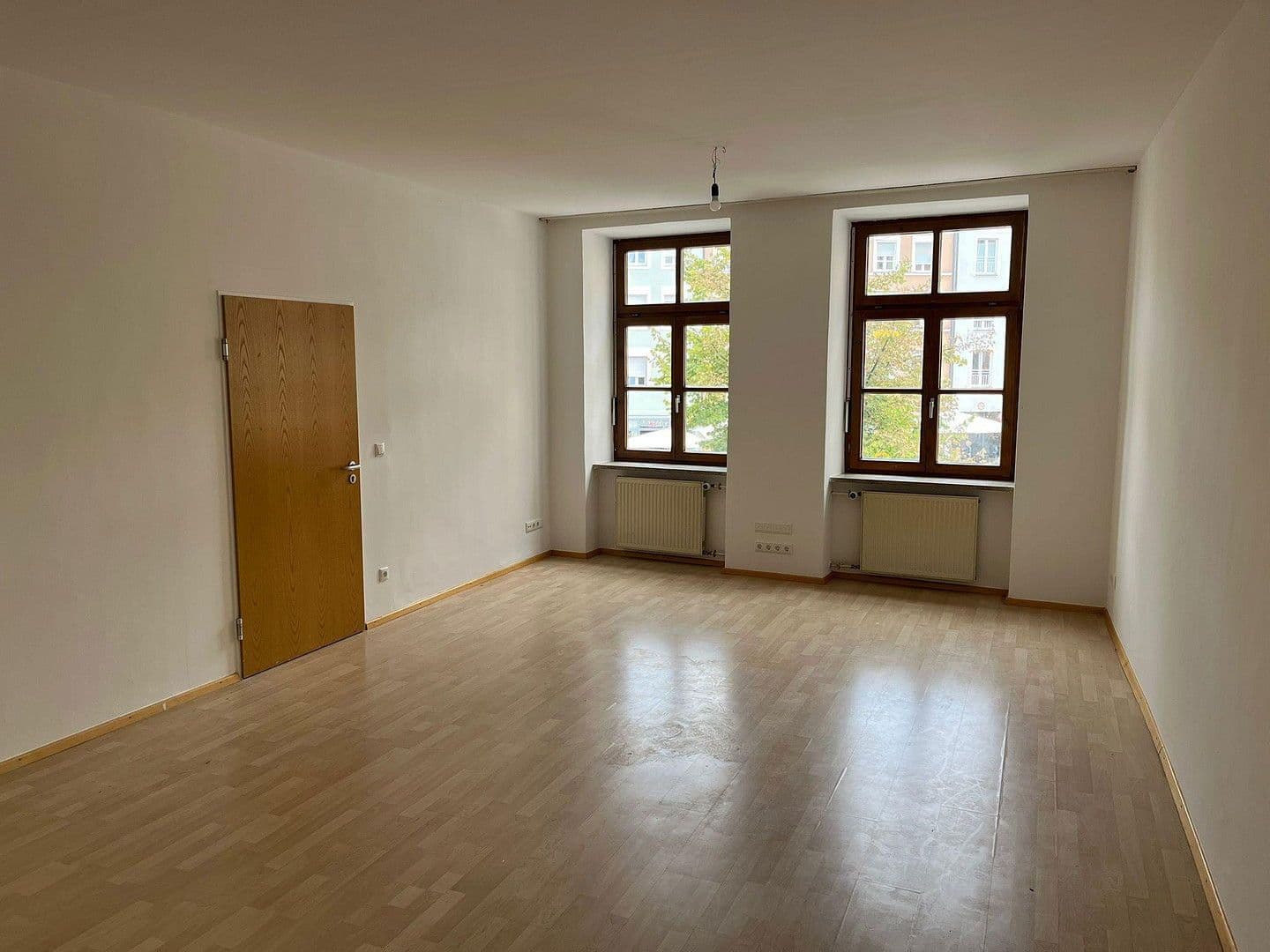 Pronájem bytu 3+1 98 m², Altstadt 107, Landshut, Bavorsko Pronájem bytu 3+1 98 m², Altstadt 107, Landshut, Bavorsko