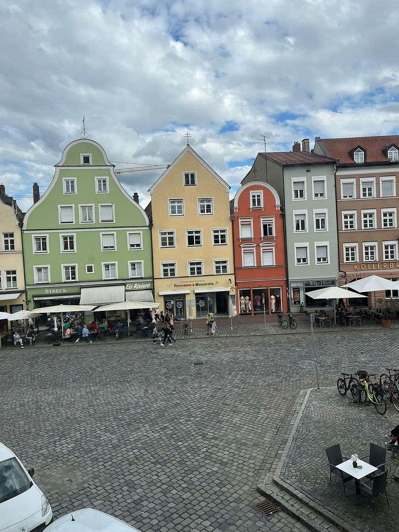 Pronájem bytu 3+1 98 m², Altstadt 107, Landshut, Bavorsko Pronájem bytu 3+1 98 m², Altstadt 107, Landshut, Bavorsko