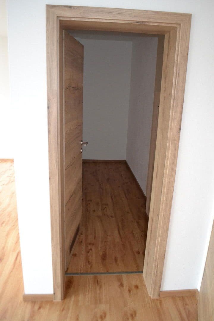 Pronájem bytu 2+1 78 m², Ortenburgerstr. 64, Vilshofen an der Donau, Bavorsko Pronájem bytu 2+1 78 m², Ortenburgerstr. 64, Vilshofen an der Donau, Bavorsko