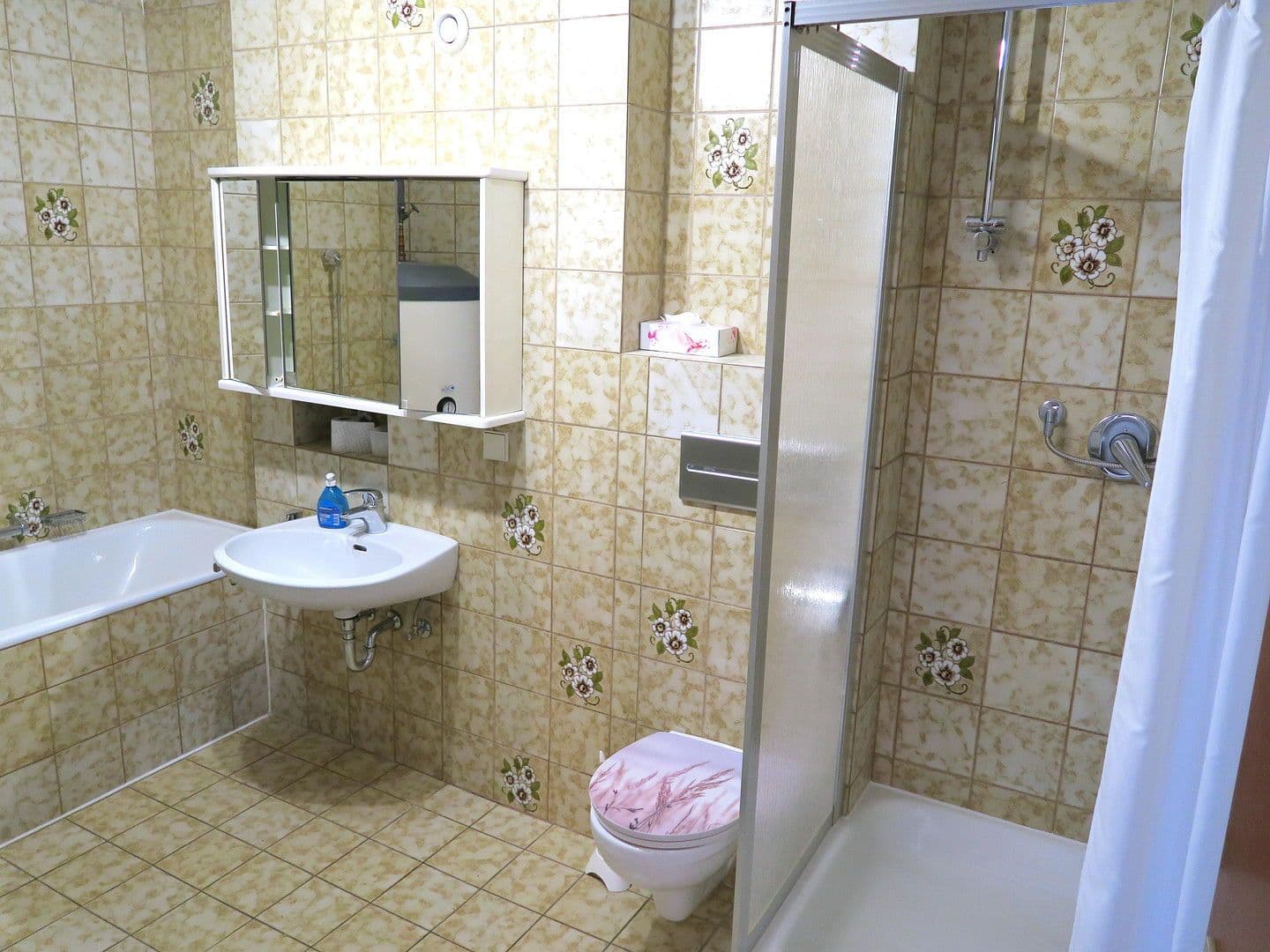 Prodej bytu 4+1 96 m², Ettlingen, Bádensko-Württembersko Prodej bytu 4+1 96 m², Ettlingen, Bádensko-Württembersko