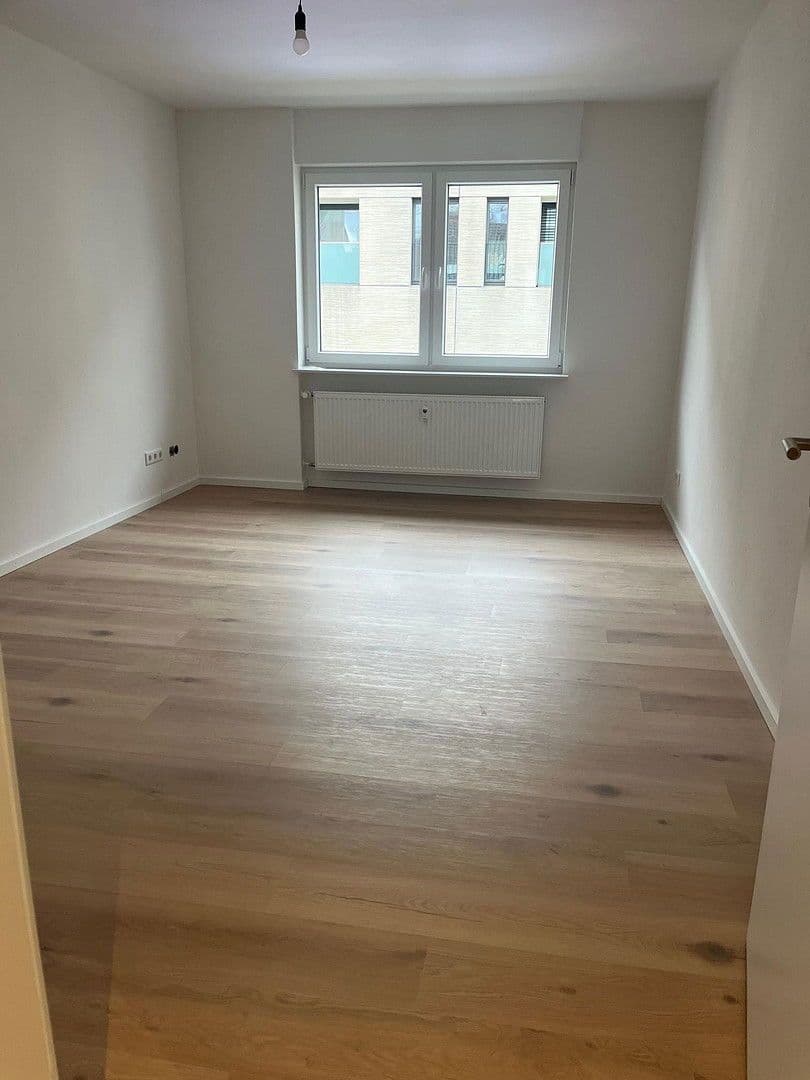 Pronájem bytu 3+1 92 m², P6 10,11, Mannheim, Bádensko-Württembersko Pronájem bytu 3+1 92 m², P6 10,11, Mannheim, Bádensko-Württembersko