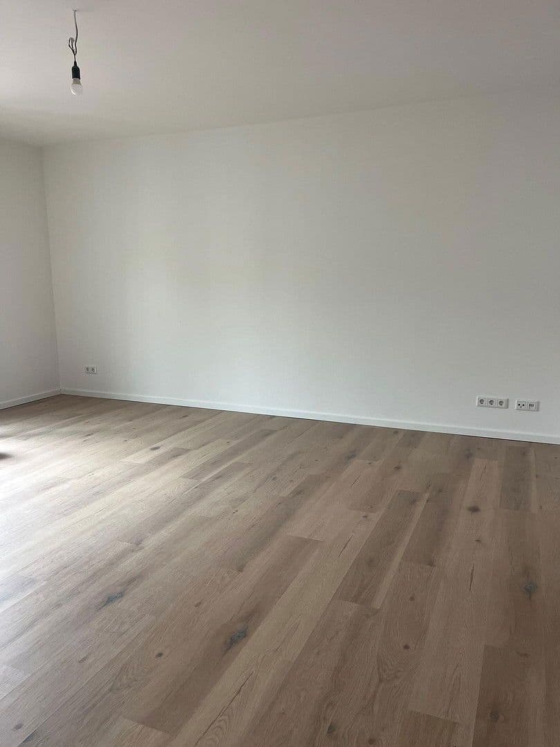Pronájem bytu 3+1 92 m², P6 10,11, Mannheim, Bádensko-Württembersko Pronájem bytu 3+1 92 m², P6 10,11, Mannheim, Bádensko-Württembersko