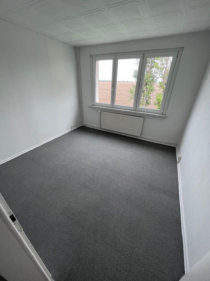 Pronájem bytu 3+1 58 m², Straße des Aufbaus 27, Südliches Anhalt, Sasko-Anhaltsko Pronájem bytu 3+1 58 m², Straße des Aufbaus 27, Südliches Anhalt, Sasko-Anhaltsko