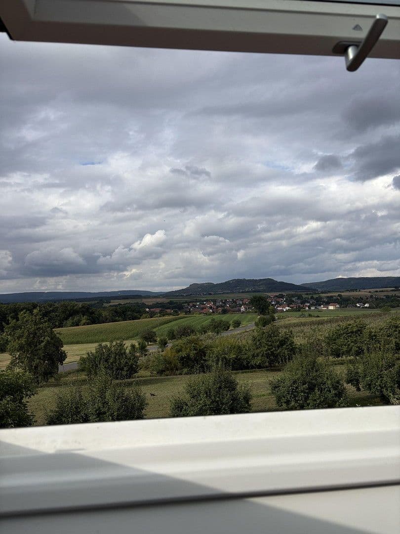 Pronájem bytu 3+1 120 m², Ermreus 28, Kunreuth, Bavorsko Pronájem bytu 3+1 120 m², Ermreus 28, Kunreuth, Bavorsko