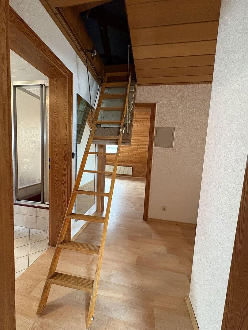 Pronájem bytu 3+1 120 m², Ermreus 28, Kunreuth, Bavorsko Pronájem bytu 3+1 120 m², Ermreus 28, Kunreuth, Bavorsko