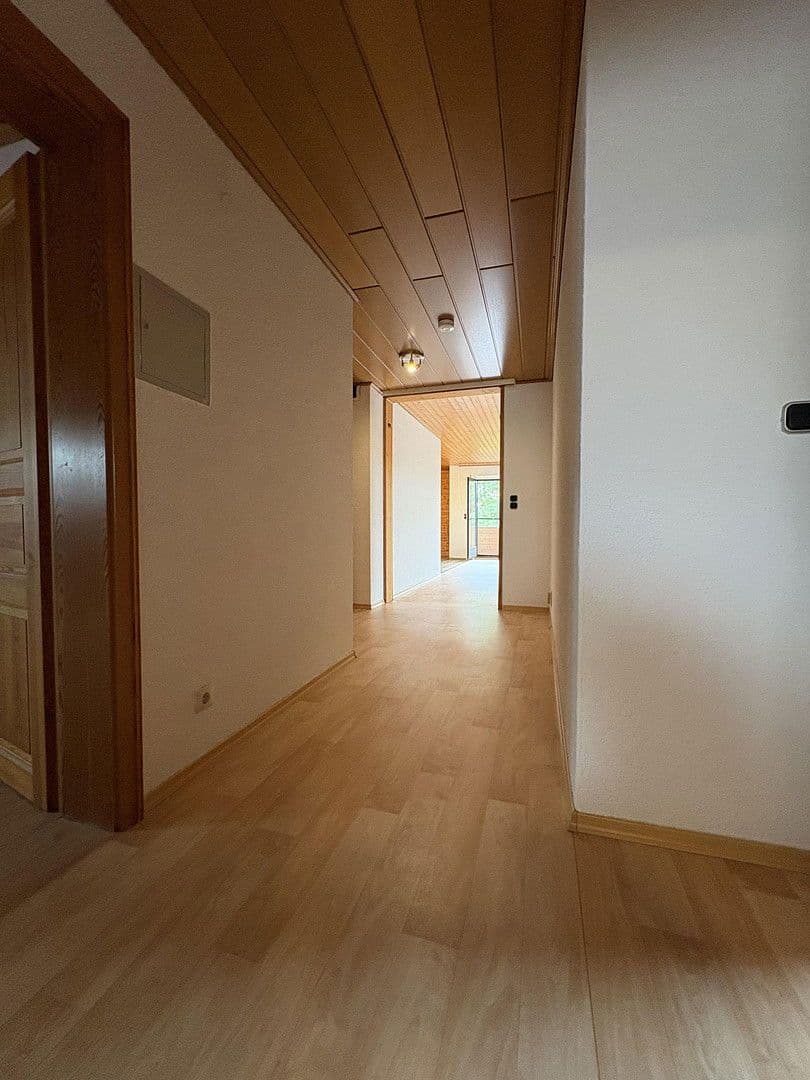 Pronájem bytu 3+1 120 m², Ermreus 28, Kunreuth, Bavorsko Pronájem bytu 3+1 120 m², Ermreus 28, Kunreuth, Bavorsko