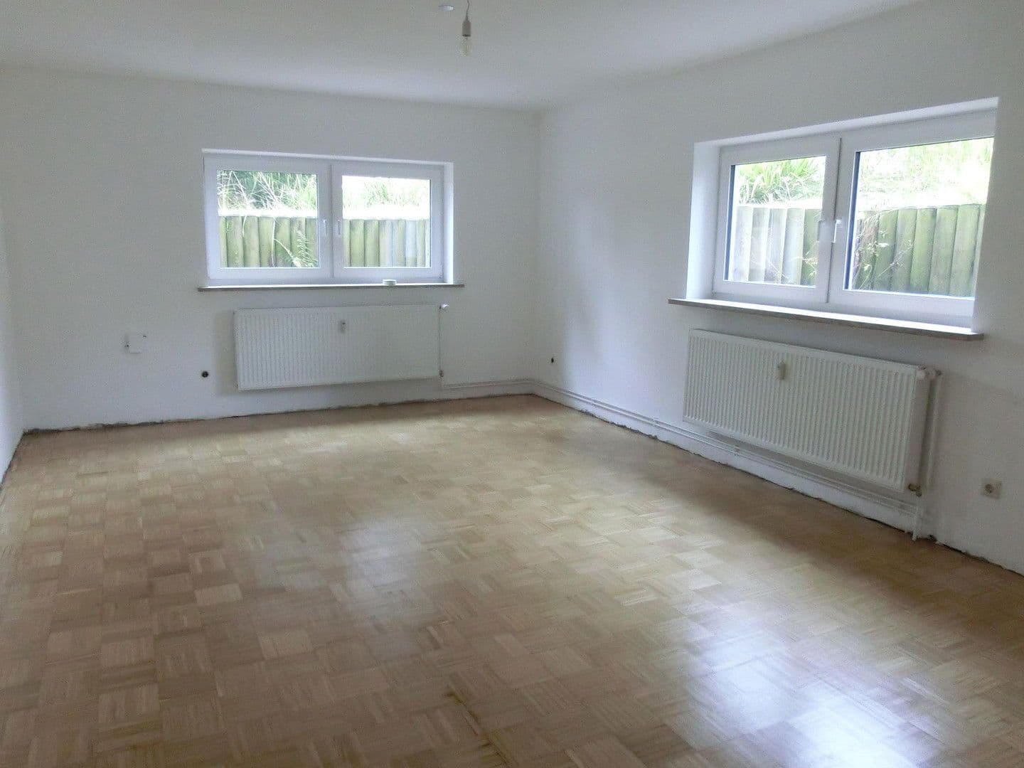 Pronájem domu 197 m², pozemek 1.200 m², Klein Barkau, Šlesvicko-Holštýnsko Pronájem domu 197 m², pozemek 1.200 m², Klein Barkau, Šlesvicko-Holštýnsko