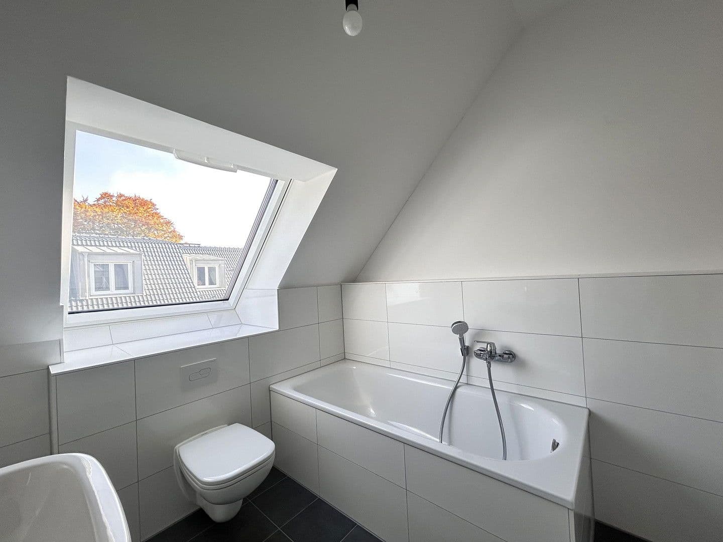 Pronájem bytu 3+1 90 m², München, Bavorsko Pronájem bytu 3+1 90 m², München, Bavorsko