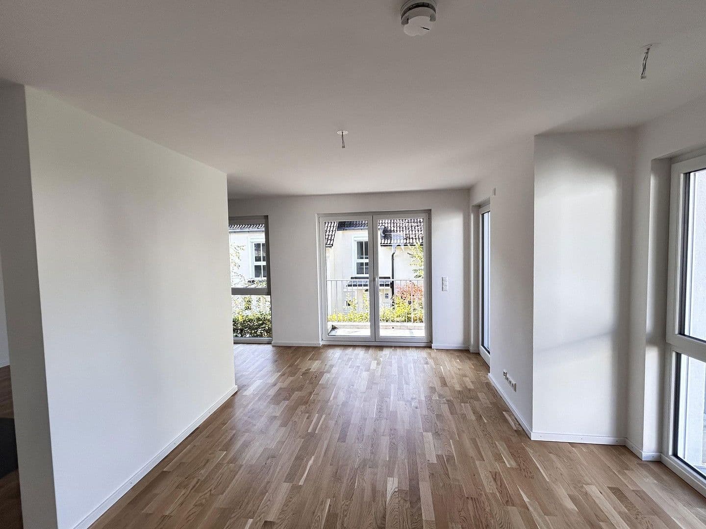 Pronájem bytu 3+1 90 m², München, Bavorsko Pronájem bytu 3+1 90 m², München, Bavorsko
