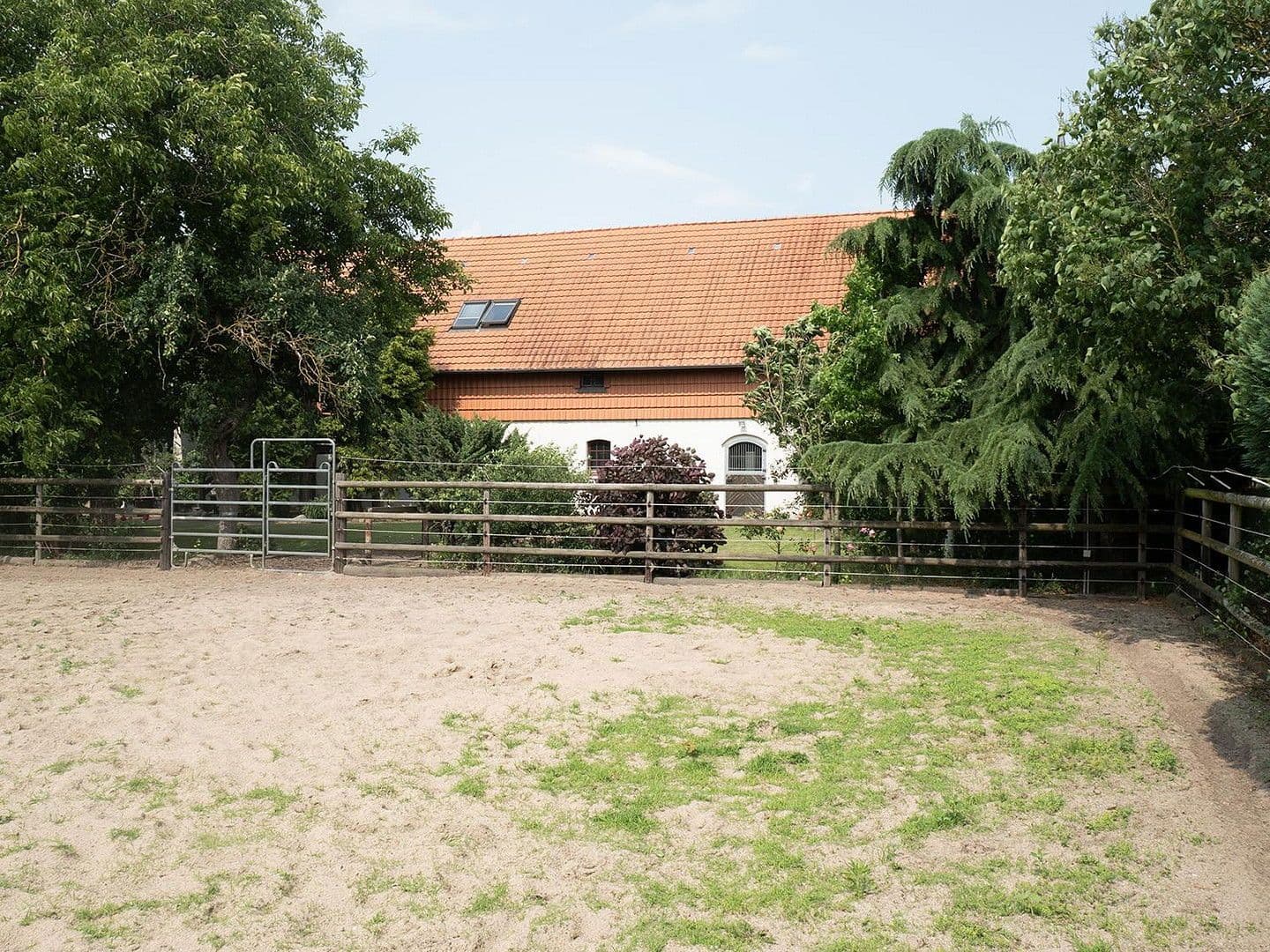 Prodej domu 345 m², pozemek 7.985 m², Wendeburg, Dolní Sasko Prodej domu 345 m², pozemek 7.985 m², Wendeburg, Dolní Sasko
