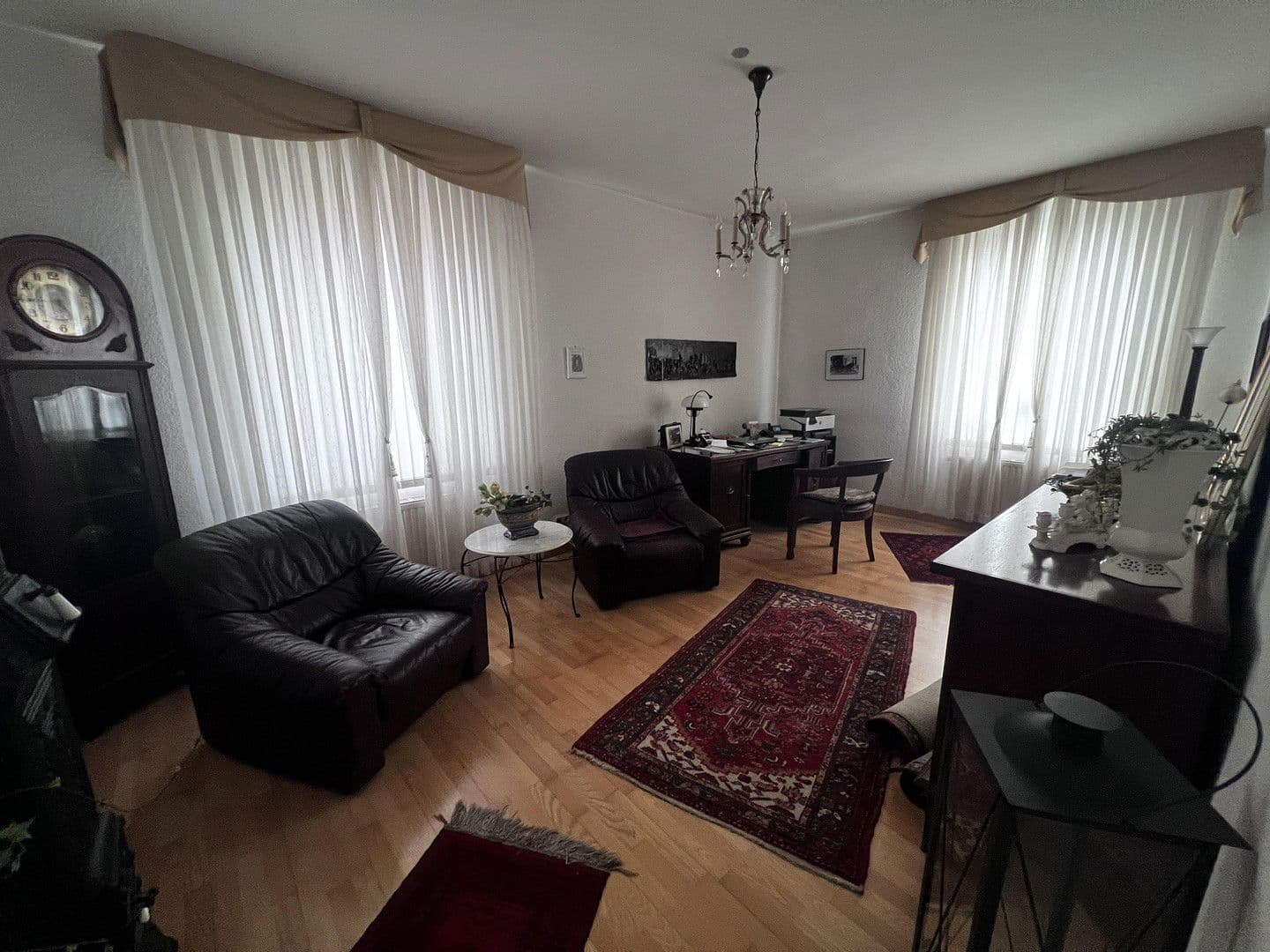 Prodej domu 345 m², pozemek 7.985 m², Wendeburg, Dolní Sasko Prodej domu 345 m², pozemek 7.985 m², Wendeburg, Dolní Sasko