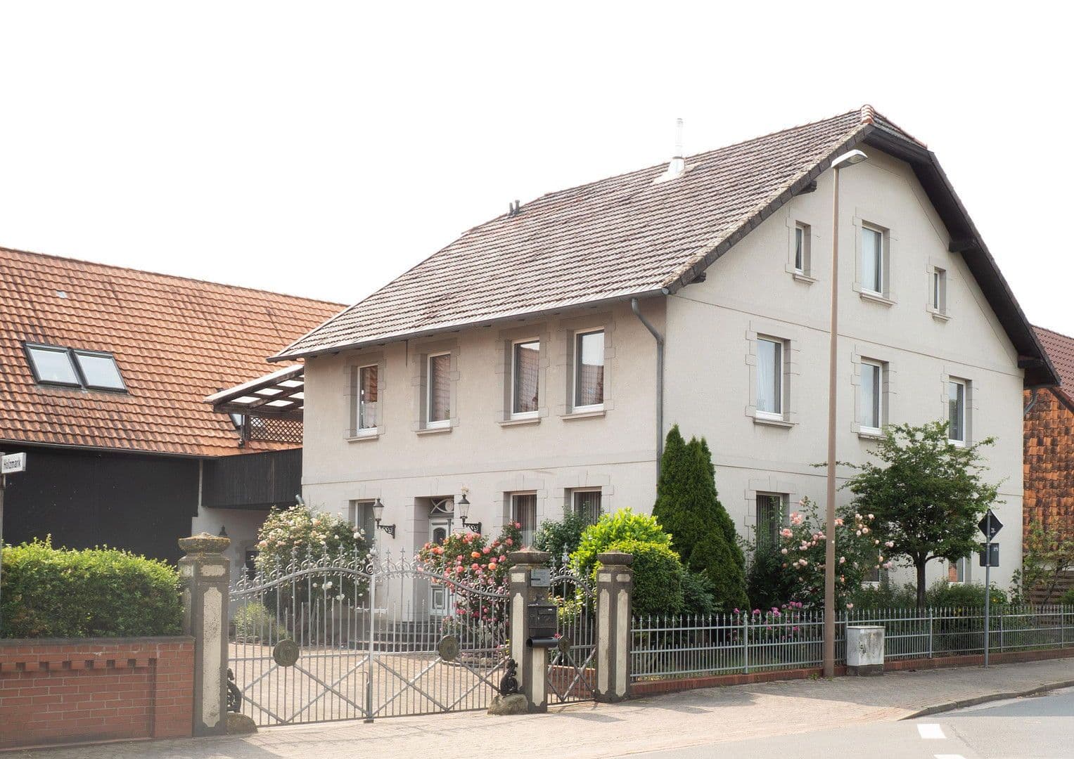 Prodej domu 345 m², pozemek 7.985 m², Wendeburg, Dolní Sasko Prodej domu 345 m², pozemek 7.985 m², Wendeburg, Dolní Sasko