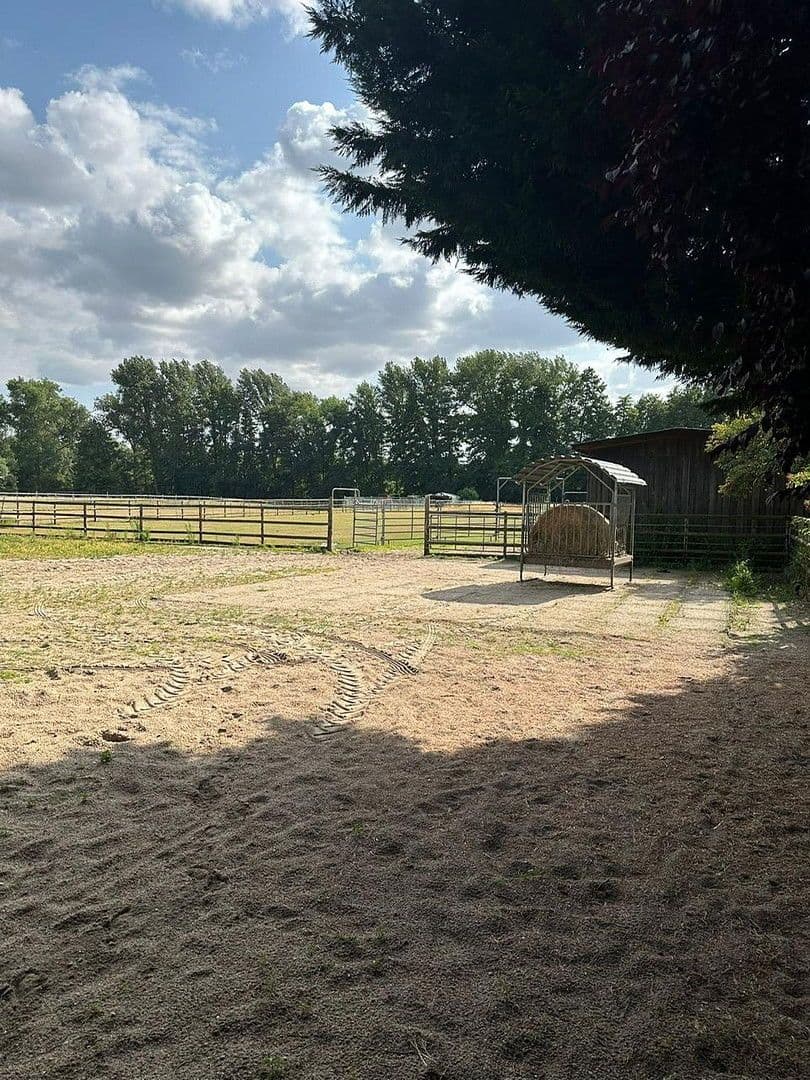 Prodej domu 345 m², pozemek 7.985 m², Wendeburg, Dolní Sasko Prodej domu 345 m², pozemek 7.985 m², Wendeburg, Dolní Sasko