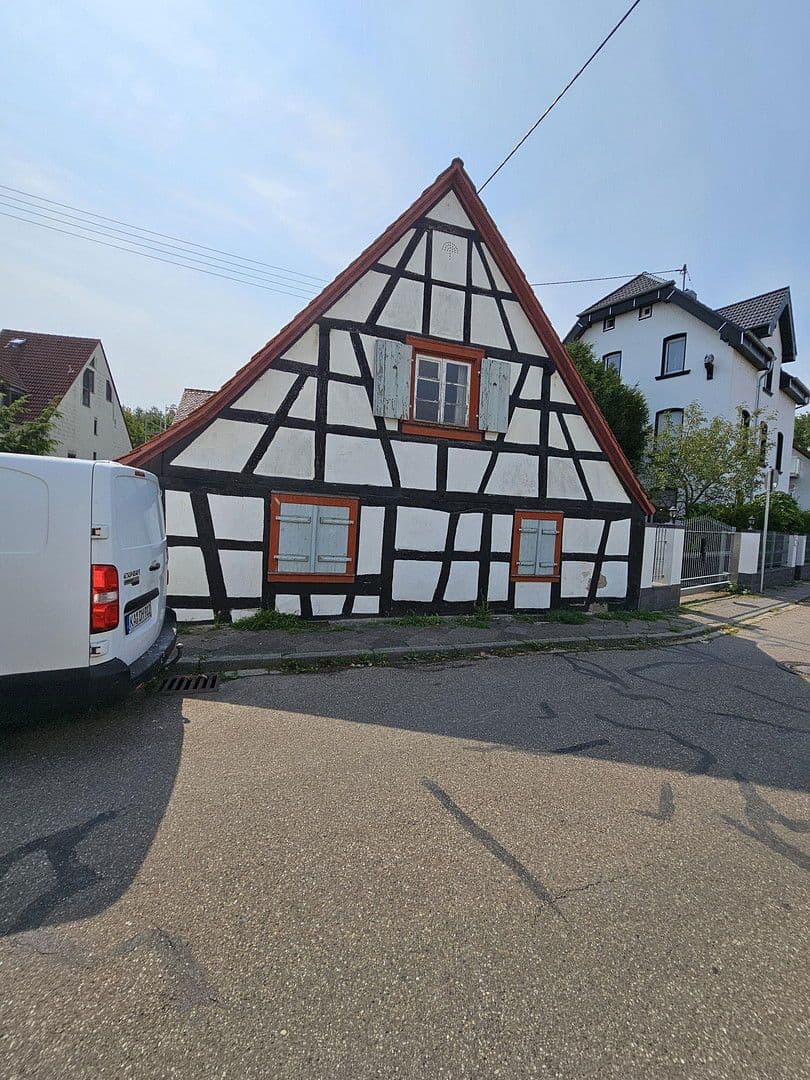Prodej domu 202 m², pozemek 485 m², Karlsruhe, Bádensko-Württembersko Prodej domu 202 m², pozemek 485 m², Karlsruhe, Bádensko-Württembersko