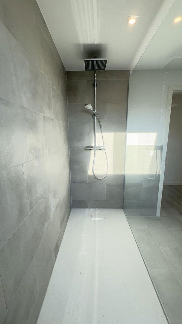 Pronájem bytu 3+1 71 m², Hohenstaufenstr. 56, Pforzheim, Bádensko-Württembersko Pronájem bytu 3+1 71 m², Hohenstaufenstr. 56, Pforzheim, Bádensko-Württembersko