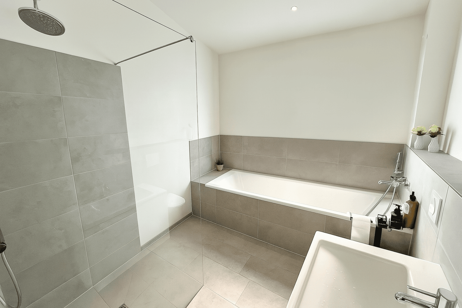 Prodej domu 149 m², pozemek 250 m², Datumer Chaussee 233 H-K, Pinneberg, Šlesvicko-Holštýnsko Prodej domu 149 m², pozemek 250 m², Datumer Chaussee 233 H-K, Pinneberg, Šlesvicko-Holštýnsko