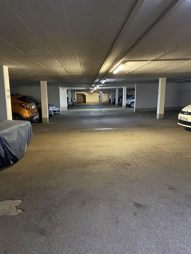 Pronájem garáže, Altendorfer Str., Chemnitz, Sasko Pronájem garáže, Altendorfer Str., Chemnitz, Sasko