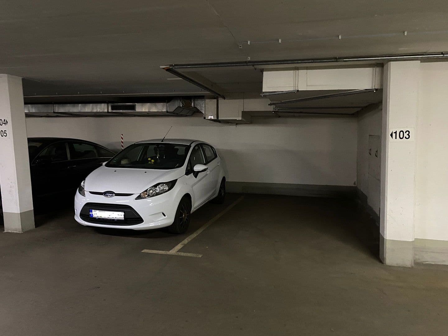 Pronájem garáže, Altendorfer Str., Chemnitz, Sasko Pronájem garáže, Altendorfer Str., Chemnitz, Sasko