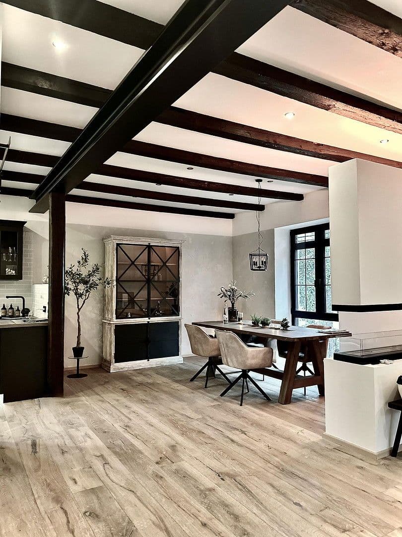 Prodej domu 197 m², pozemek 890 m², Maxhütte-Haidhof, Bavorsko Prodej domu 197 m², pozemek 890 m², Maxhütte-Haidhof, Bavorsko