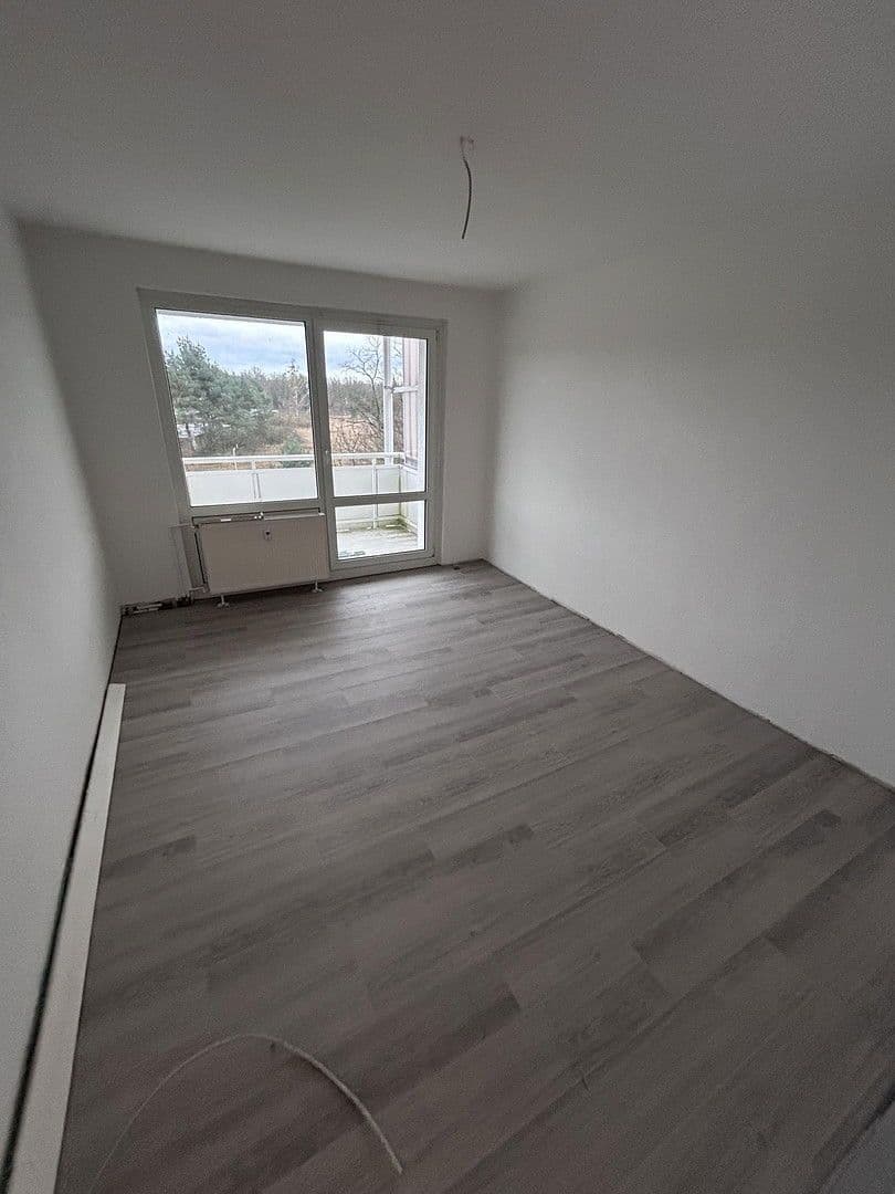 Pronájem bytu 3+1 61 m², Neue Burgkemnitzer Straße 57, Muldestausee, Sasko-Anhaltsko Pronájem bytu 3+1 61 m², Neue Burgkemnitzer Straße 57, Muldestausee, Sasko-Anhaltsko