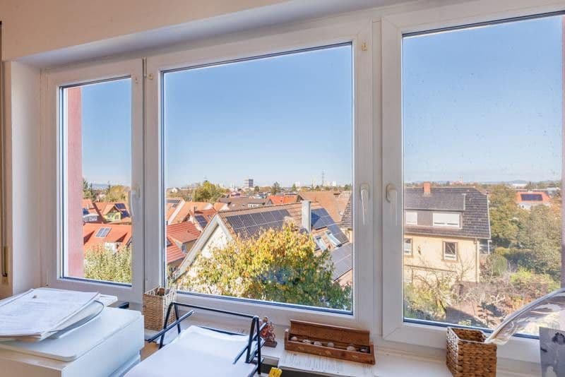 Prodej domu 258 m², pozemek 625 m², Freiburg, Bádensko-Württembersko Prodej domu 258 m², pozemek 625 m², Freiburg, Bádensko-Württembersko