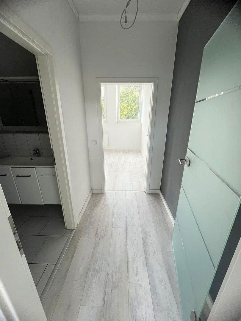 Prodej domu 1.296 m², pozemek 1.162 m², KONSTANTINPLATZ.5, Nordrhein-Westfalen - Mönchengladbach, Severní Porýní-Vestfálsko Prodej domu 1.296 m², pozemek 1.162 m², KONSTANTINPLATZ.5, Nordrhein-Westfalen - Mönchengladbach, Severní Porýní-Vestfálsko