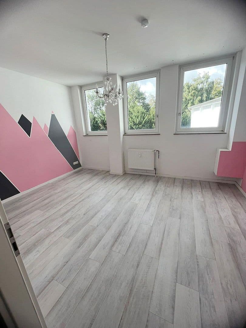 Prodej domu 1.296 m², pozemek 1.162 m², KONSTANTINPLATZ.5, Nordrhein-Westfalen - Mönchengladbach, Severní Porýní-Vestfálsko Prodej domu 1.296 m², pozemek 1.162 m², KONSTANTINPLATZ.5, Nordrhein-Westfalen - Mönchengladbach, Severní Porýní-Vestfálsko