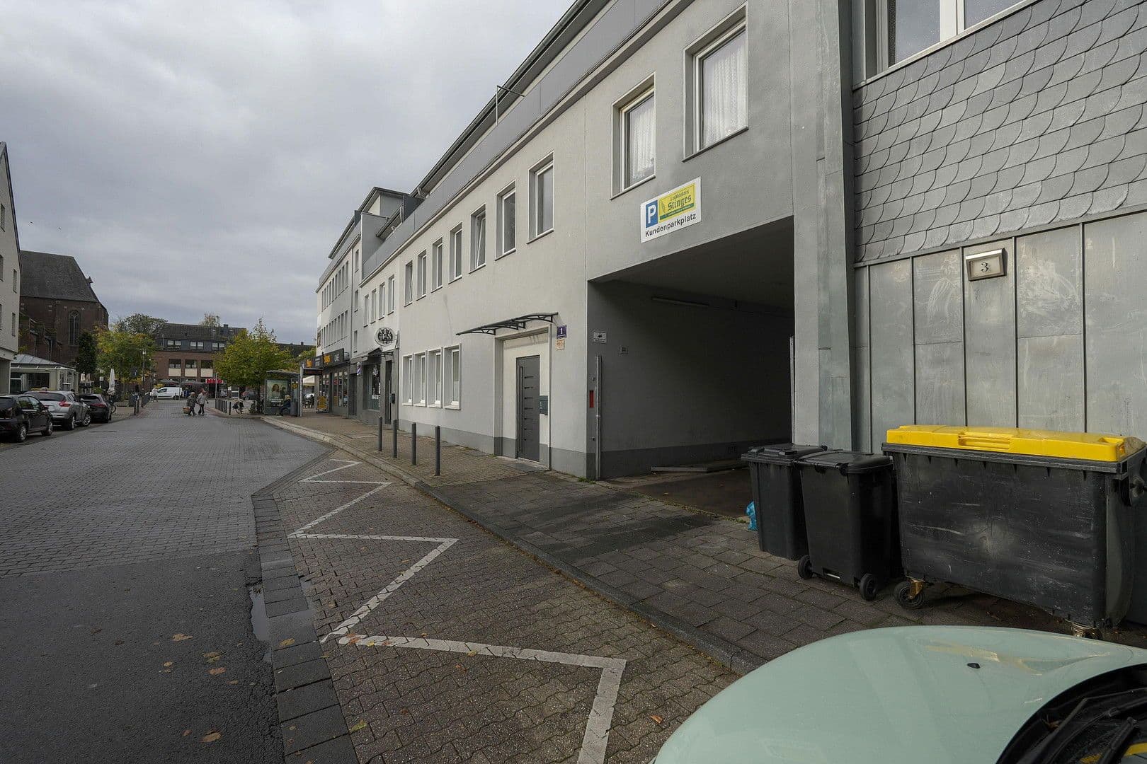 Prodej domu 1.296 m², pozemek 1.162 m², KONSTANTINPLATZ.5, Nordrhein-Westfalen - Mönchengladbach, Severní Porýní-Vestfálsko Prodej domu 1.296 m², pozemek 1.162 m², KONSTANTINPLATZ.5, Nordrhein-Westfalen - Mönchengladbach, Severní Porýní-Vestfálsko