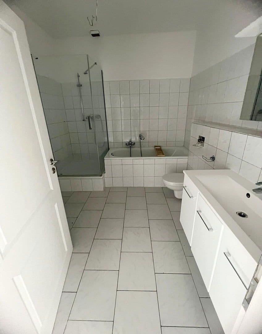 Prodej domu 1.296 m², pozemek 1.162 m², KONSTANTINPLATZ.5, Nordrhein-Westfalen - Mönchengladbach, Severní Porýní-Vestfálsko Prodej domu 1.296 m², pozemek 1.162 m², KONSTANTINPLATZ.5, Nordrhein-Westfalen - Mönchengladbach, Severní Porýní-Vestfálsko