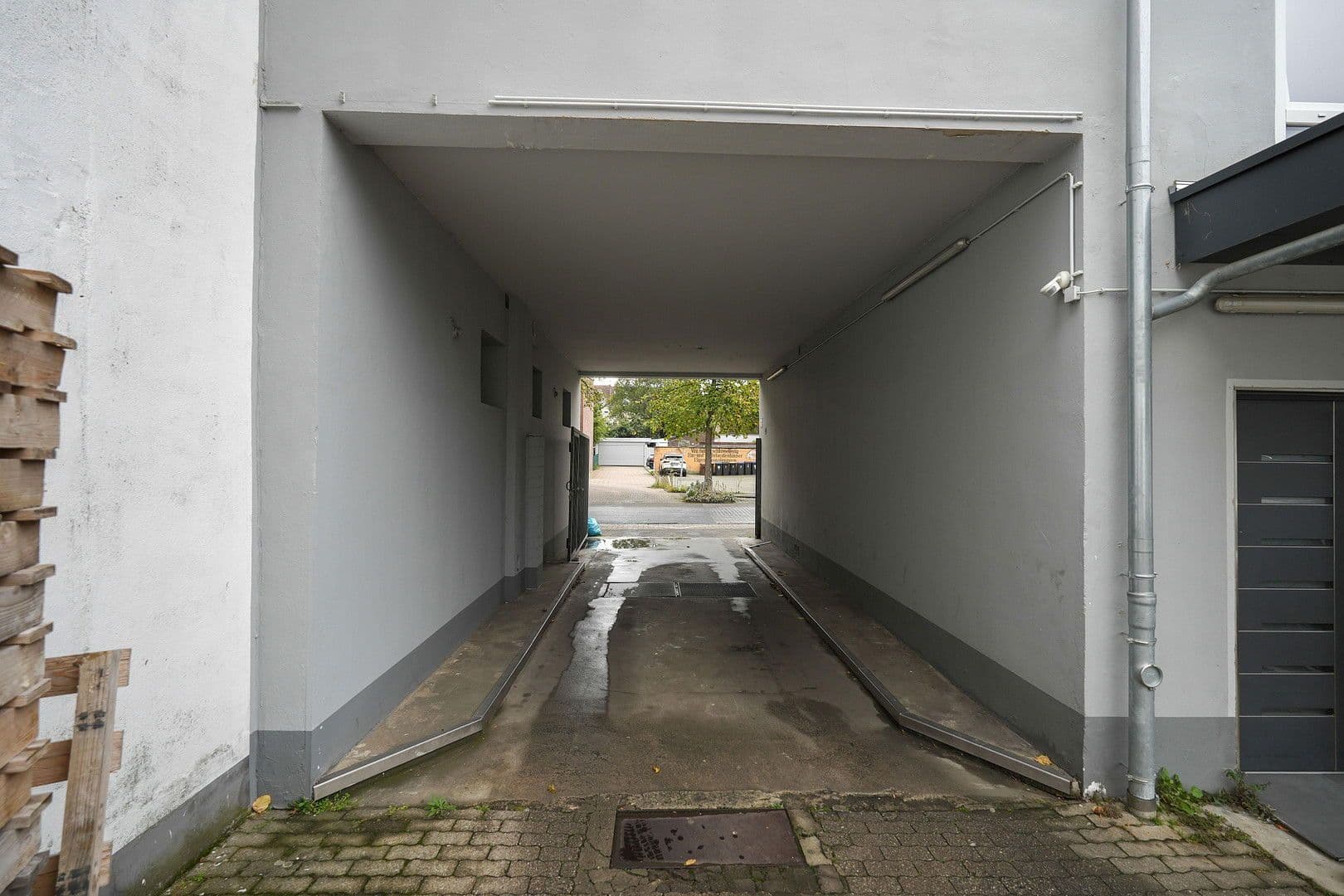 Prodej domu 1.296 m², pozemek 1.162 m², KONSTANTINPLATZ.5, Nordrhein-Westfalen - Mönchengladbach, Severní Porýní-Vestfálsko Prodej domu 1.296 m², pozemek 1.162 m², KONSTANTINPLATZ.5, Nordrhein-Westfalen - Mönchengladbach, Severní Porýní-Vestfálsko