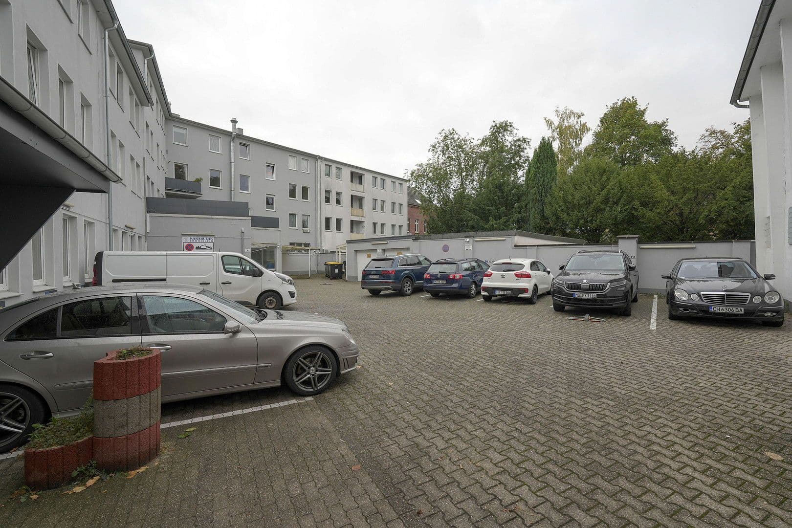 Prodej domu 1.296 m², pozemek 1.162 m², KONSTANTINPLATZ.5, Nordrhein-Westfalen - Mönchengladbach, Severní Porýní-Vestfálsko Prodej domu 1.296 m², pozemek 1.162 m², KONSTANTINPLATZ.5, Nordrhein-Westfalen - Mönchengladbach, Severní Porýní-Vestfálsko