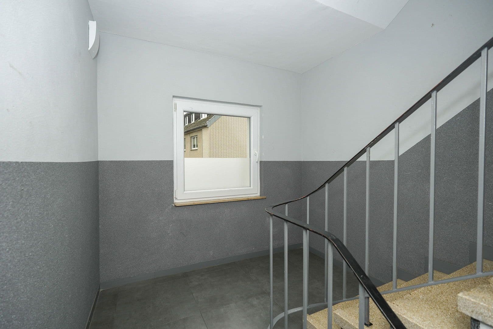 Prodej domu 1.296 m², pozemek 1.162 m², KONSTANTINPLATZ.5, Nordrhein-Westfalen - Mönchengladbach, Severní Porýní-Vestfálsko Prodej domu 1.296 m², pozemek 1.162 m², KONSTANTINPLATZ.5, Nordrhein-Westfalen - Mönchengladbach, Severní Porýní-Vestfálsko