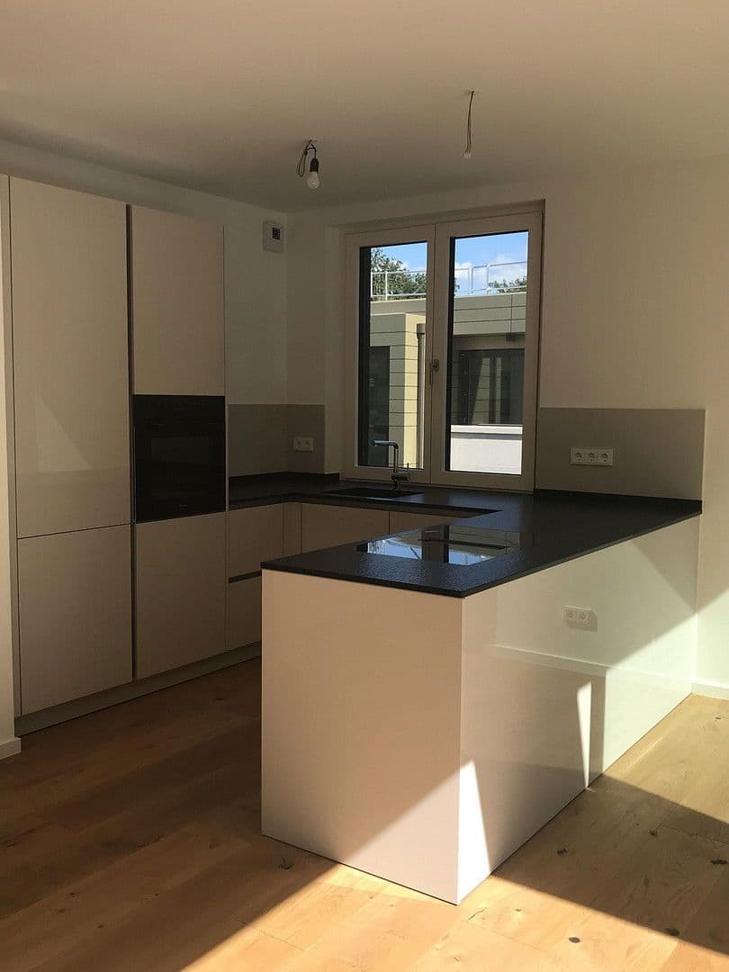 Pronájem bytu 3+1 104 m², Buchschlager Allee 29-33, Dreieich, Hessen Pronájem bytu 3+1 104 m², Buchschlager Allee 29-33, Dreieich, Hessen