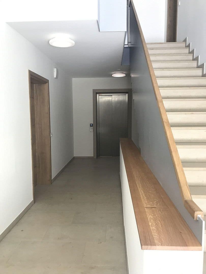 Pronájem bytu 3+1 104 m², Buchschlager Allee 29-33, Dreieich, Hessen Pronájem bytu 3+1 104 m², Buchschlager Allee 29-33, Dreieich, Hessen