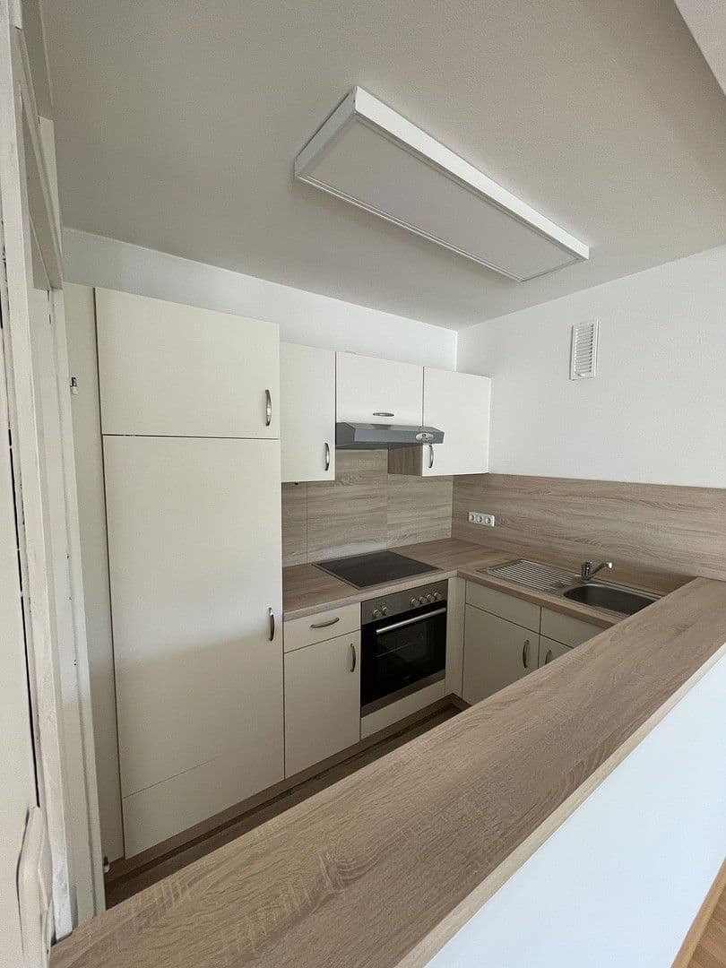 Pronájem bytu 2+1 56 m², Am Seidenhof 10, Passau, Bavorsko Pronájem bytu 2+1 56 m², Am Seidenhof 10, Passau, Bavorsko