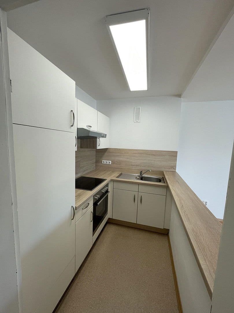 Pronájem bytu 2+1 56 m², Am Seidenhof 10, Passau, Bavorsko Pronájem bytu 2+1 56 m², Am Seidenhof 10, Passau, Bavorsko
