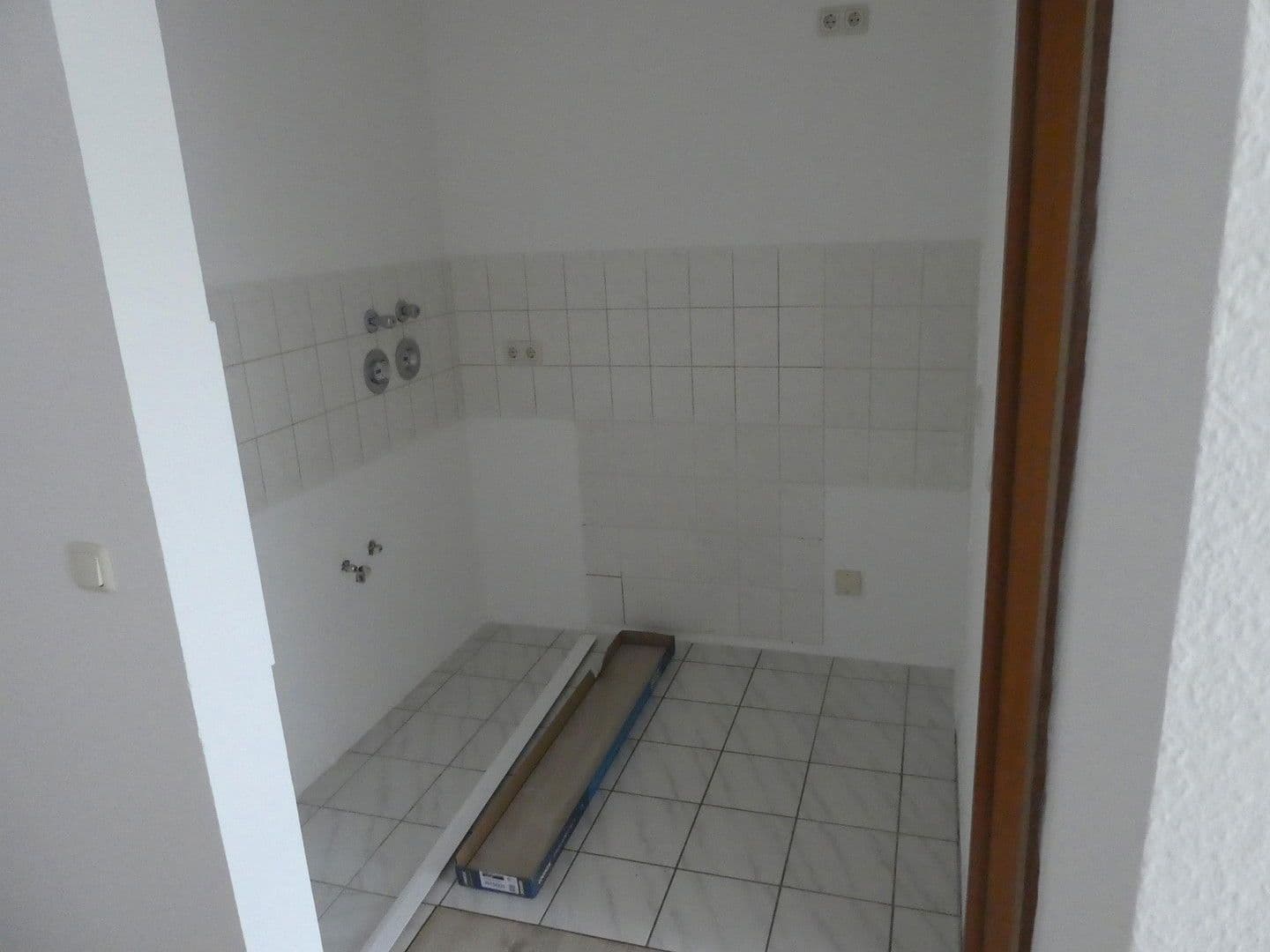Prodej bytu 3+1 56 m², Am Sonnenhang 48, Freital, Sasko Prodej bytu 3+1 56 m², Am Sonnenhang 48, Freital, Sasko