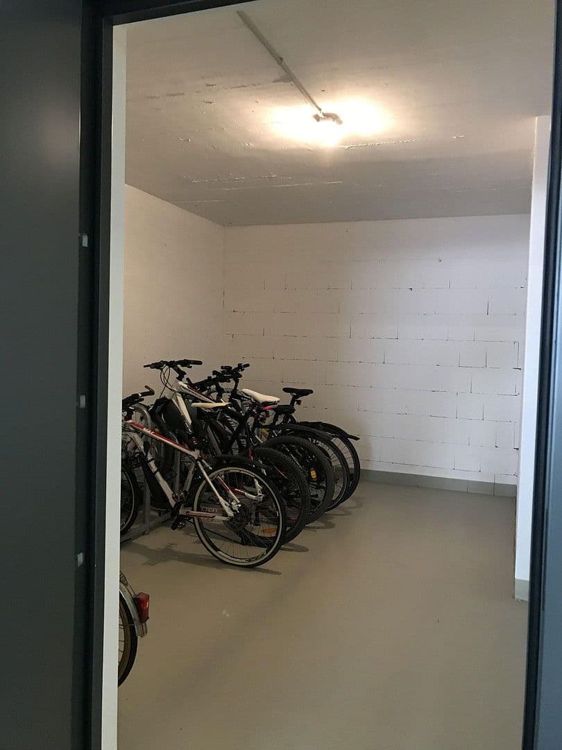 Pronájem bytu 3+1 115 m², Carl-Hofer-Str. 34, Karlsruhe, Bádensko-Württembersko Pronájem bytu 3+1 115 m², Carl-Hofer-Str. 34, Karlsruhe, Bádensko-Württembersko