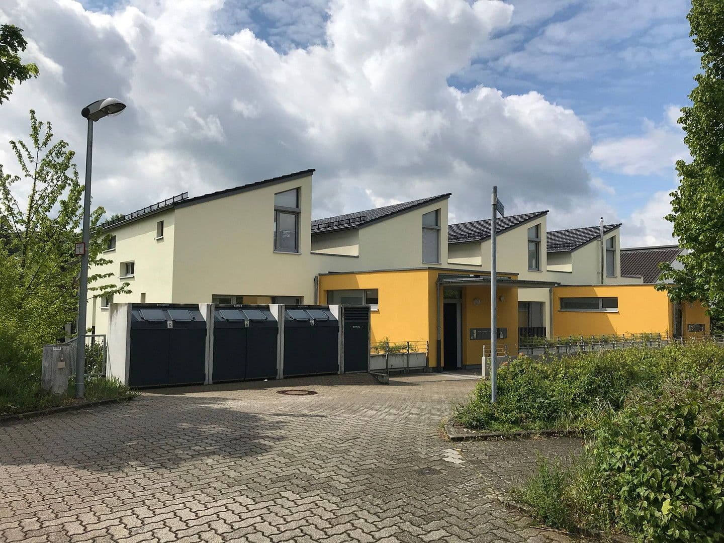 Pronájem bytu 3+1 115 m², Carl-Hofer-Str. 34, Karlsruhe, Bádensko-Württembersko Pronájem bytu 3+1 115 m², Carl-Hofer-Str. 34, Karlsruhe, Bádensko-Württembersko