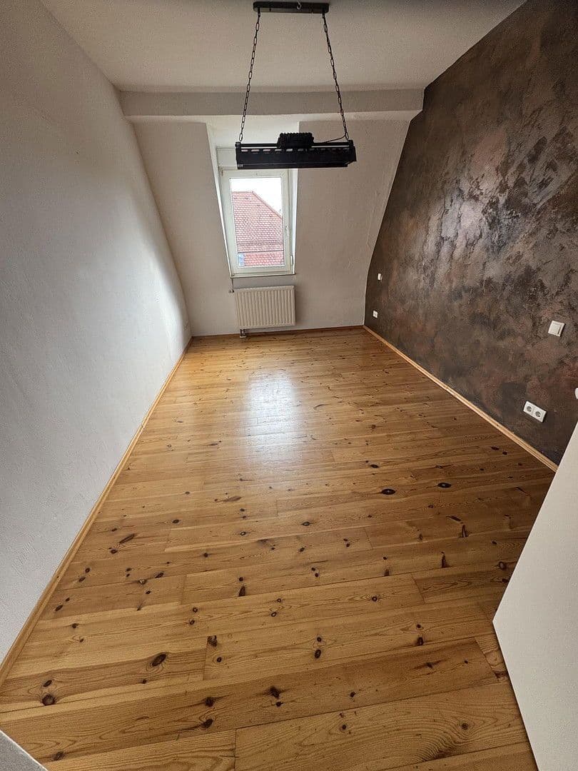 Pronájem bytu 2+1 65 m², Rothenburger Straße 151, Nürnberg, Bavorsko Pronájem bytu 2+1 65 m², Rothenburger Straße 151, Nürnberg, Bavorsko
