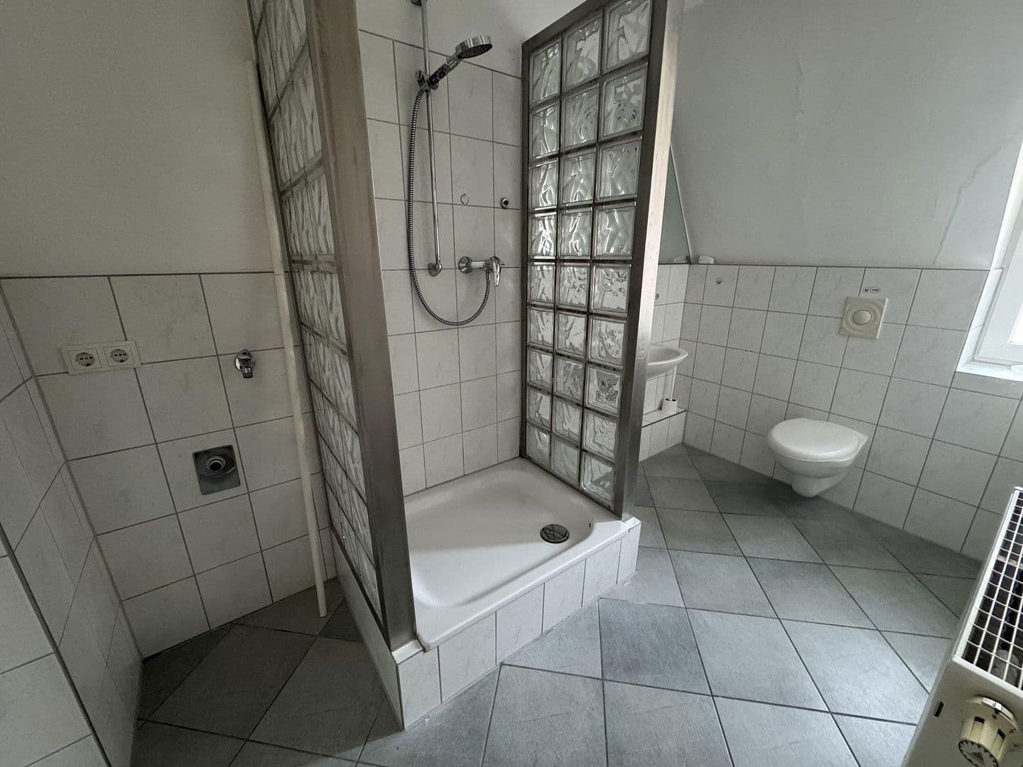 Pronájem bytu 2+1 65 m², Rothenburger Straße 151, Nürnberg, Bavorsko Pronájem bytu 2+1 65 m², Rothenburger Straße 151, Nürnberg, Bavorsko