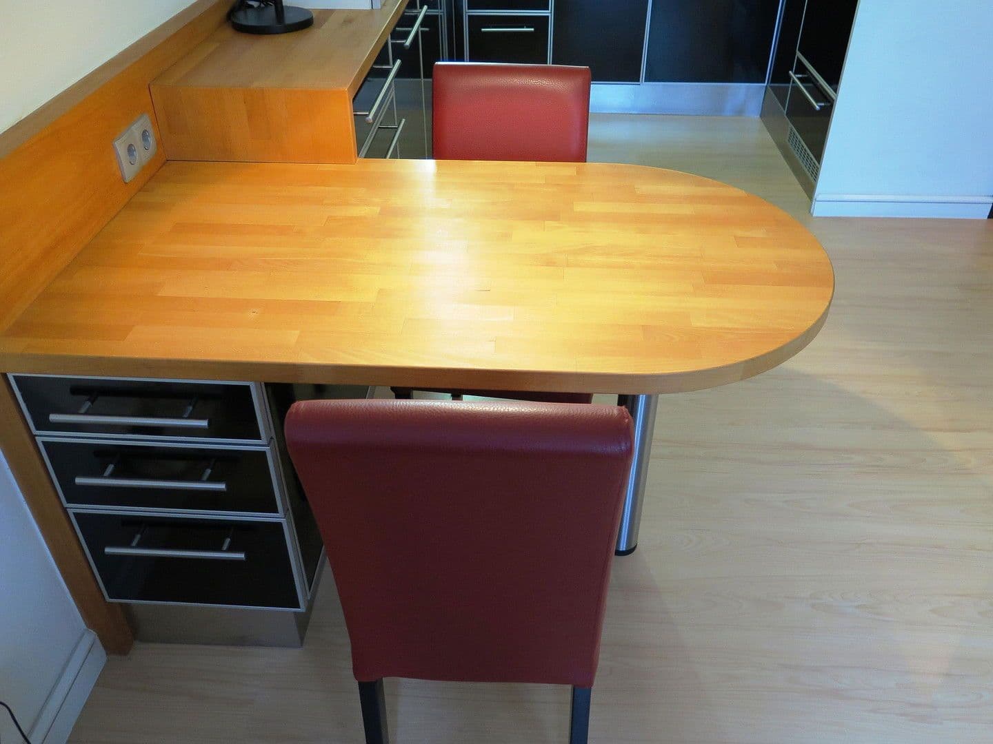 Pronájem bytu 1+1 31 m², Schwanenwik 40, Hamburg-Uhlenhorst, Hamburg Pronájem bytu 1+1 31 m², Schwanenwik 40, Hamburg-Uhlenhorst, Hamburg