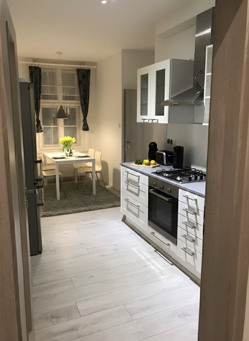 Prodej bytu 4+1 100 m², Bubenská, Praha, Praha Prodej bytu 4+1 100 m², Bubenská, Praha, Praha