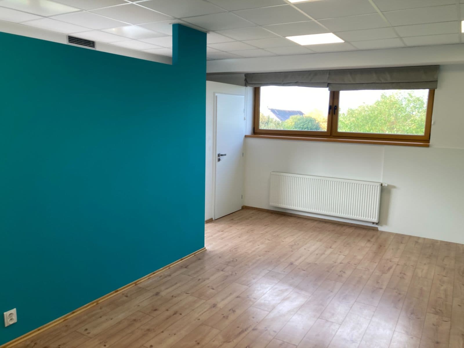 Pronájem nebytového prostoru 120 m², Červenohrádecká, Plzeň, Plzeňský kraj Pronájem nebytového prostoru 120 m², Červenohrádecká, Plzeň, Plzeňský kraj